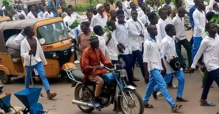 Secondary school students protest against separation of male from female pupils in Bauchi State colleges.