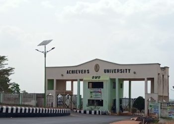 Nigerian University to establish aviation college, give engineering students scholarship