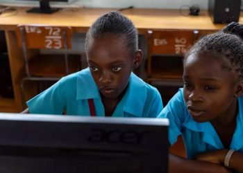 FG, Amazon Web launch free digital-skill programme for Nigerian students, educators